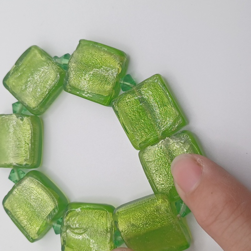 Green Glass Jewelry Set - Picture 7 of 7